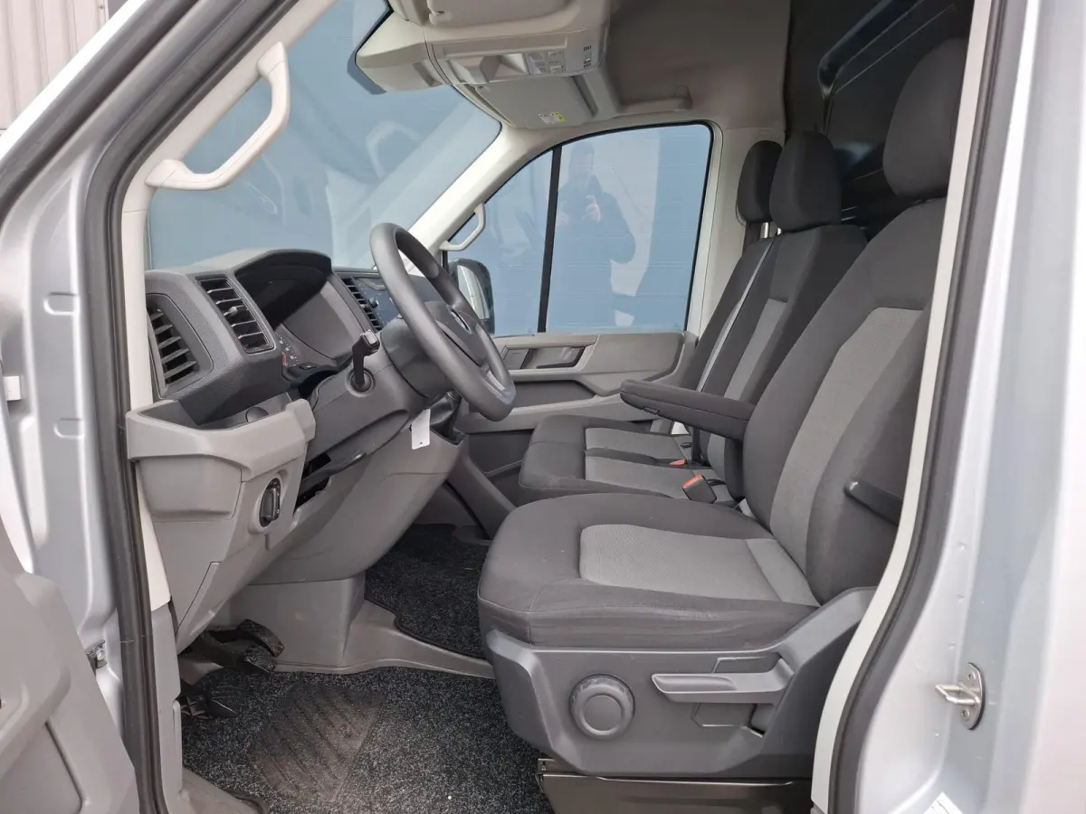 35 2.0 TDI L3H3 Comfortline AIRCO / CRUISE CONTROLE / TREKHAAK / 3 ZITS / NAVI / CARPLAY