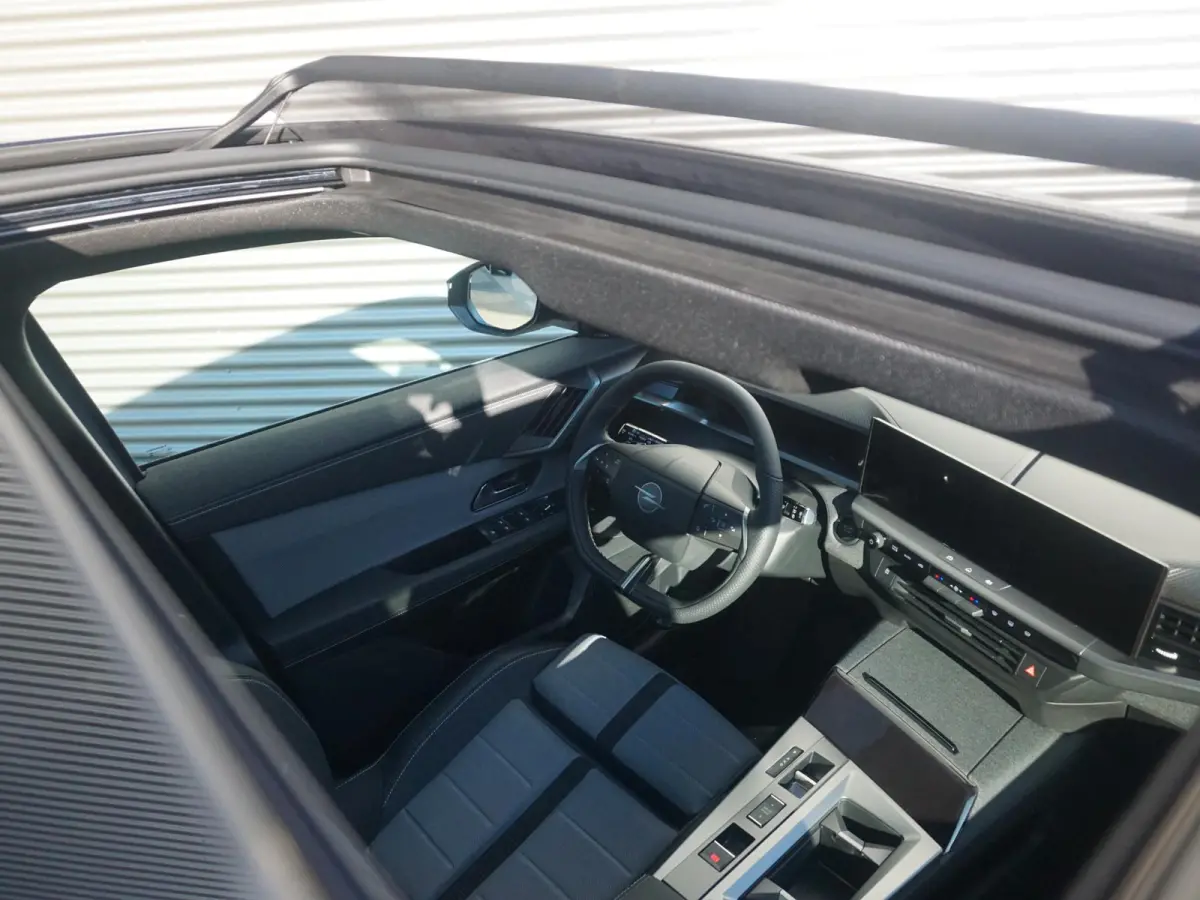 GS 97 kWh Panoramadak Uit voorraad leverbaar
