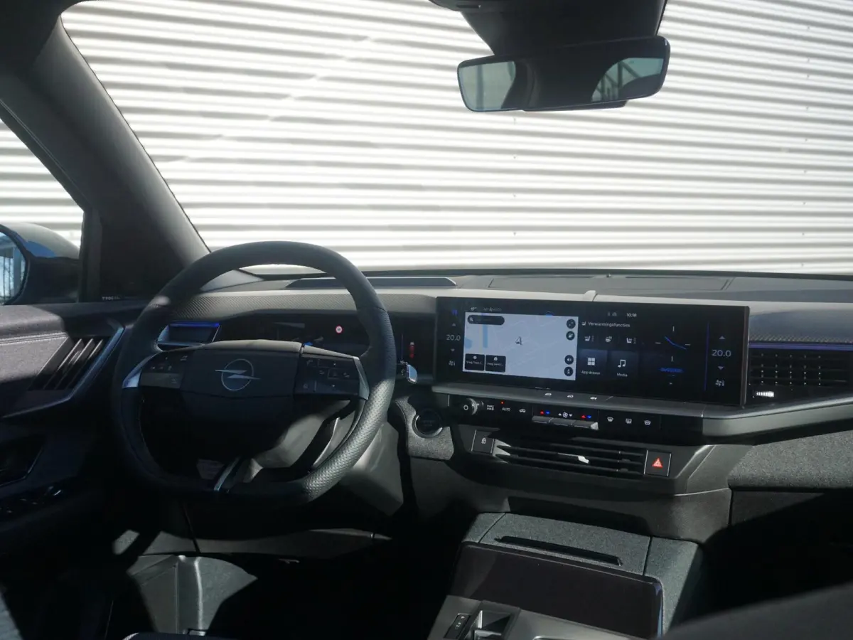 GS 97 kWh Panoramadak Uit voorraad leverbaar