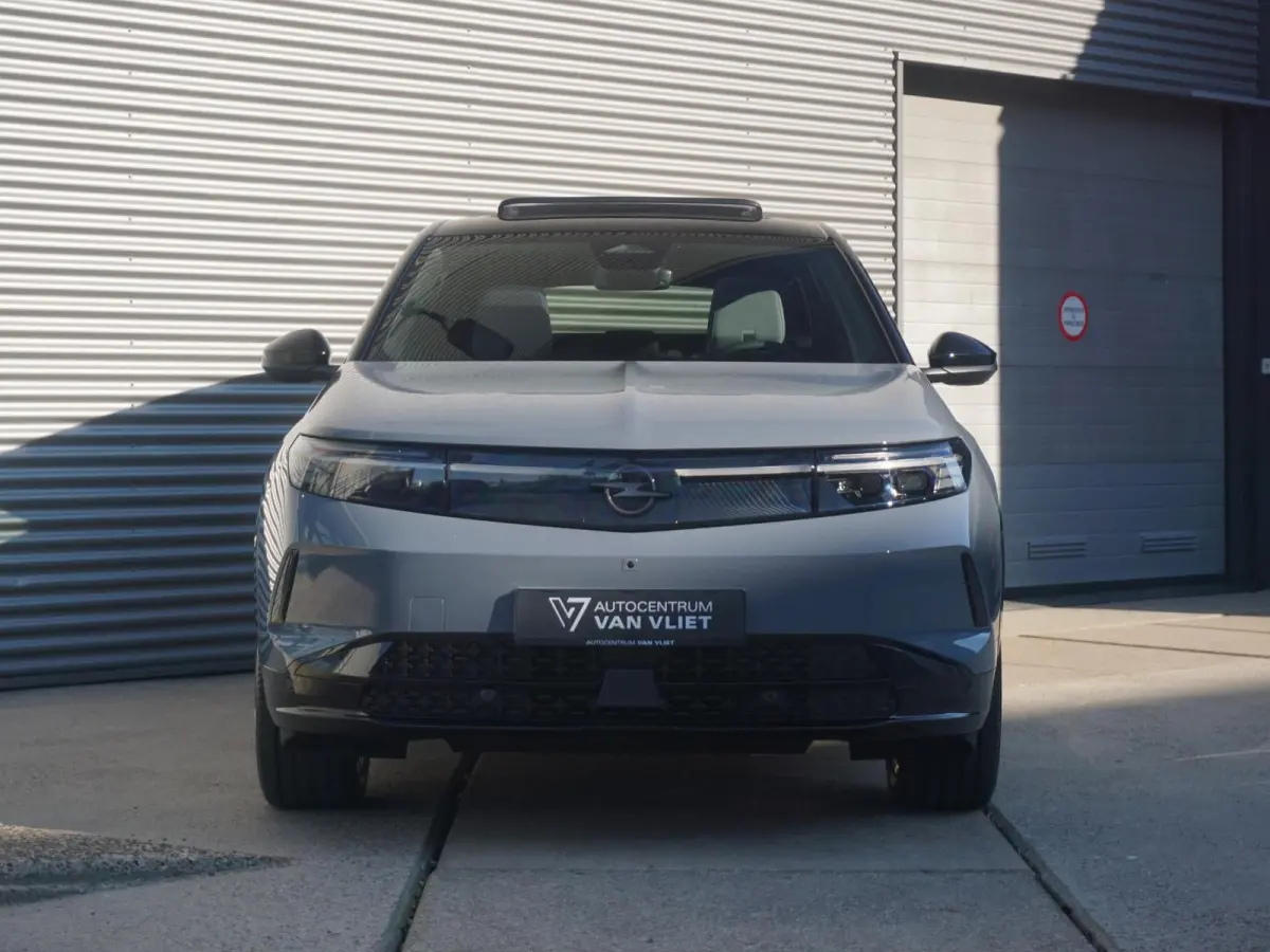 GS 97 kWh Panoramadak Uit voorraad leverbaar