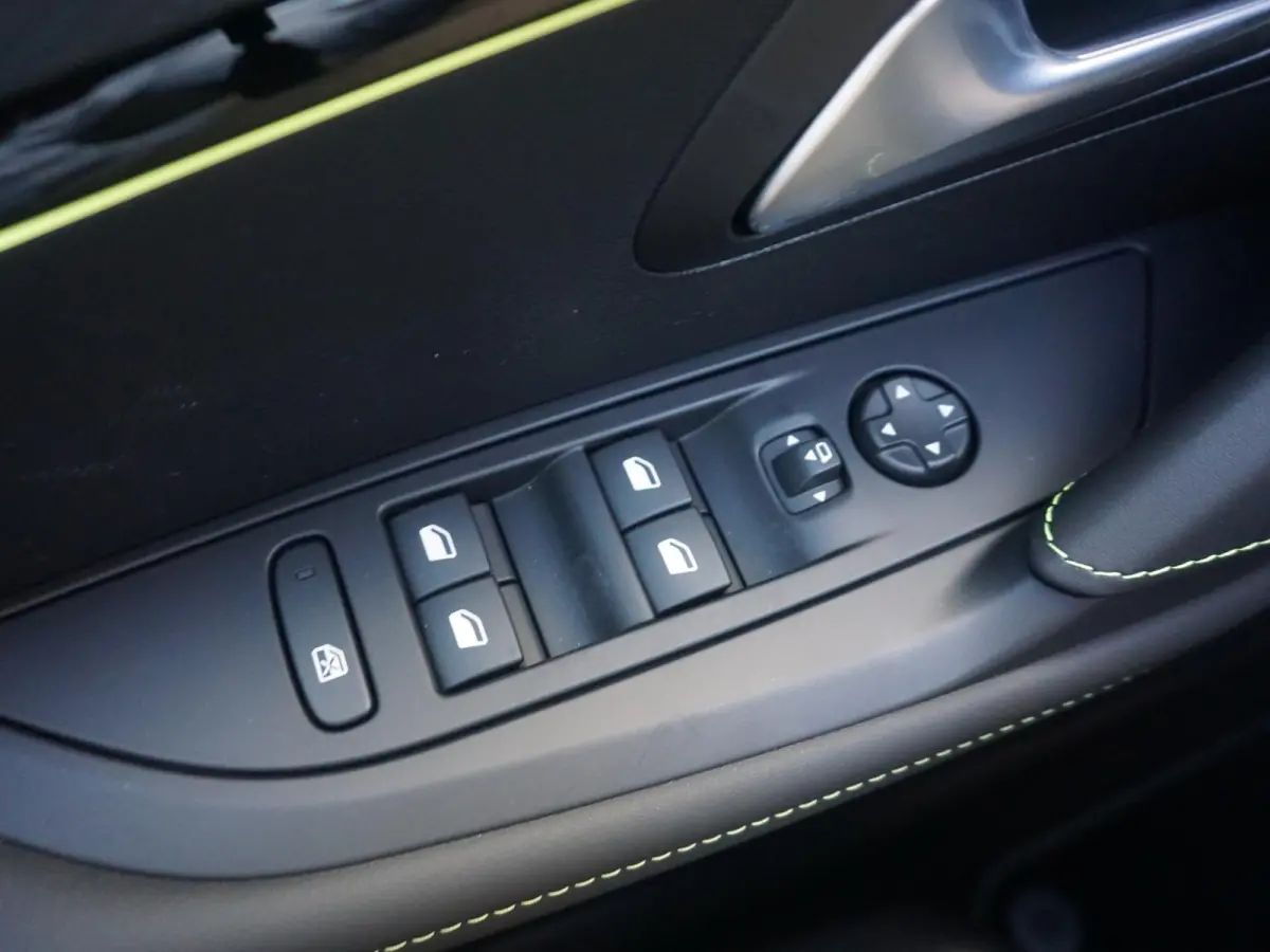 1.2 Hybrid 110 e-DCS6 GT | Tot 8 jaar garantie | Vision Pack