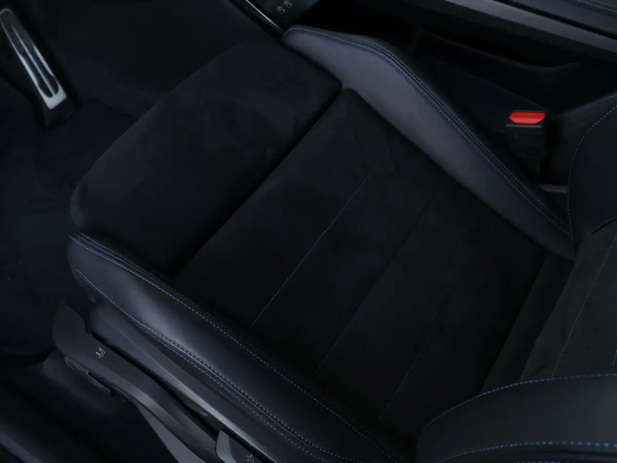 xDrive25e | SoH 98% | M-sport Pakket | Stoelverwarming voor | Trekhaak |