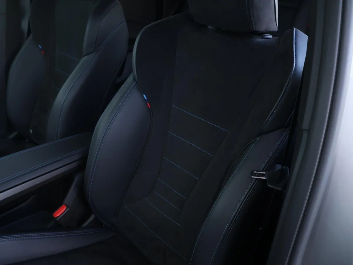 xDrive25e | SoH 98% | M-sport Pakket | Stoelverwarming voor | Trekhaak |