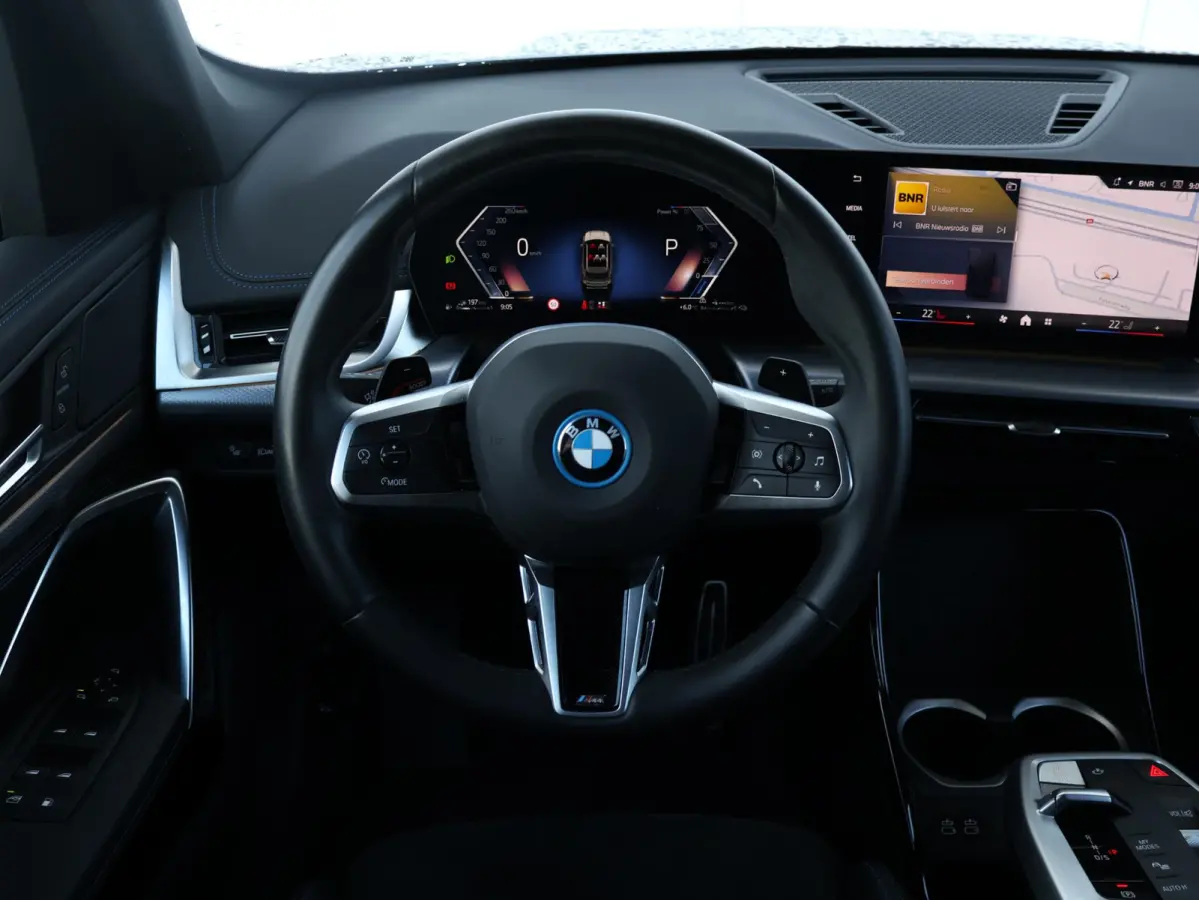 xDrive25e | SoH 98% | M-sport Pakket | Stoelverwarming voor | Trekhaak |
