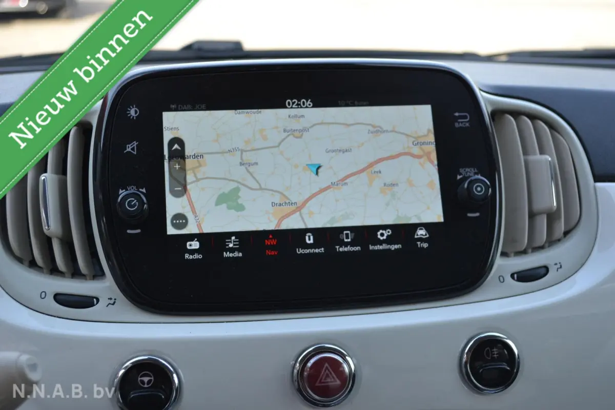 1.0 Hybrid Lounge, Airco, navigatie.