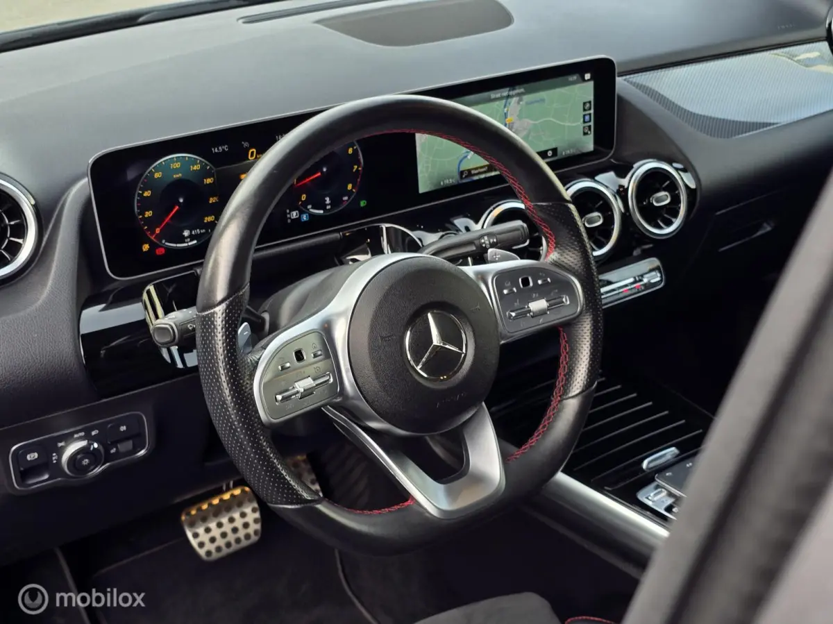 180 AMG LED CARPLAY CLIMA CRUISE STOELVERW.