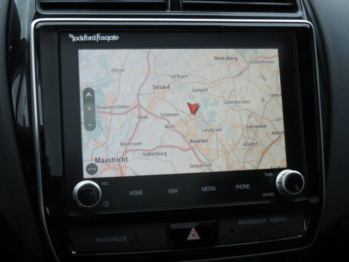 2.0 Instyle AUTOMAAT | 1e EIGENAAR | PANORAMADAK | TREKHAAK | DEALER ONDERHOUDEN | LEER | STOELVERWARMING | CAMERA