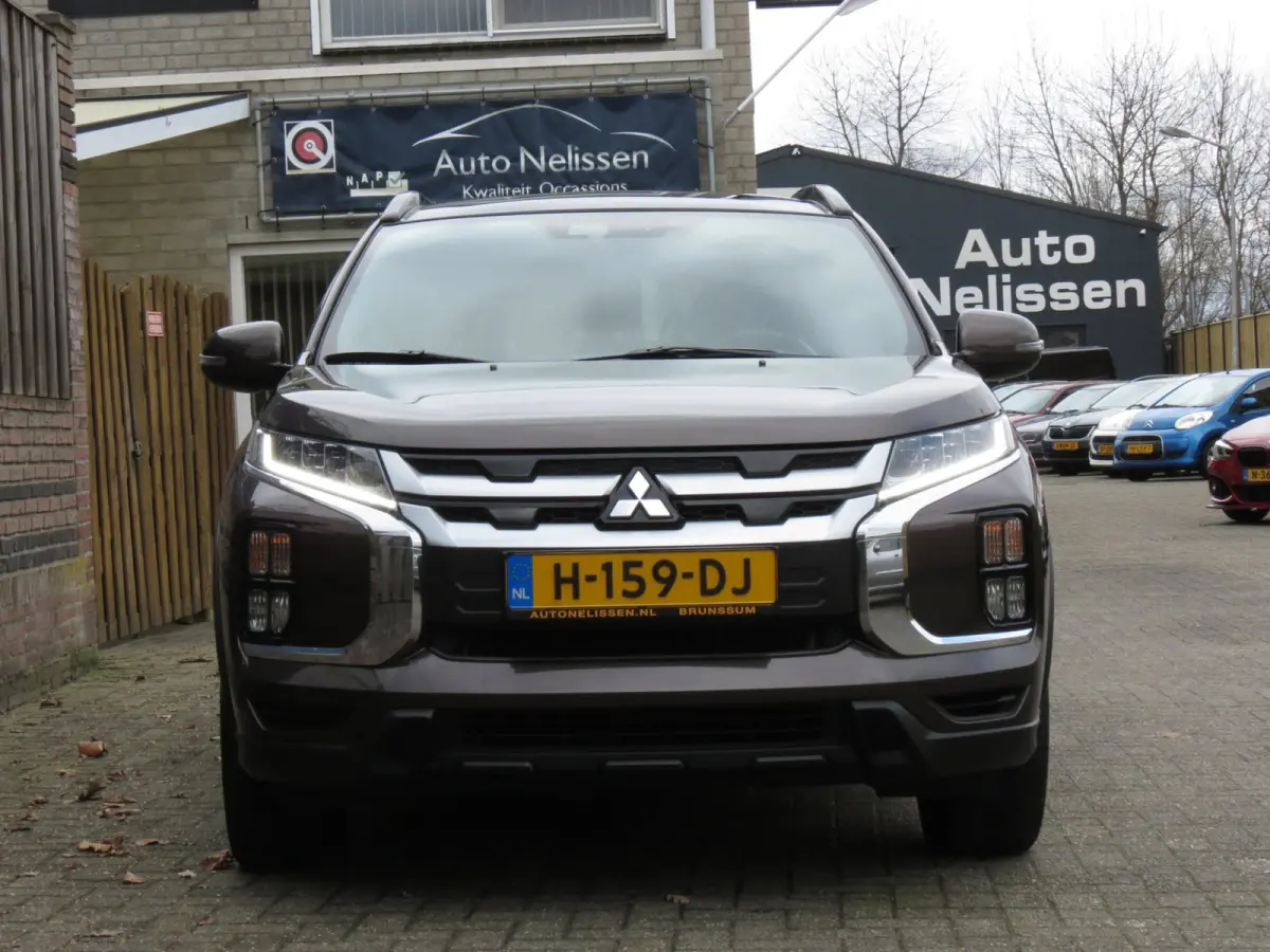 2.0 Instyle AUTOMAAT | 1e EIGENAAR | PANORAMADAK | TREKHAAK | DEALER ONDERHOUDEN | LEER | STOELVERWARMING | CAMERA
