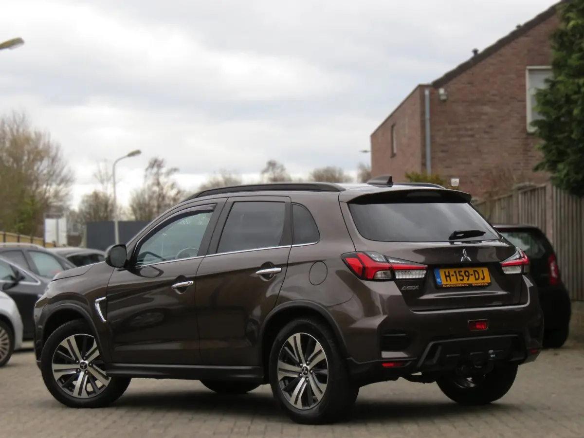 2.0 Instyle AUTOMAAT | 1e EIGENAAR | PANORAMADAK | TREKHAAK | DEALER ONDERHOUDEN | LEER | STOELVERWARMING | CAMERA