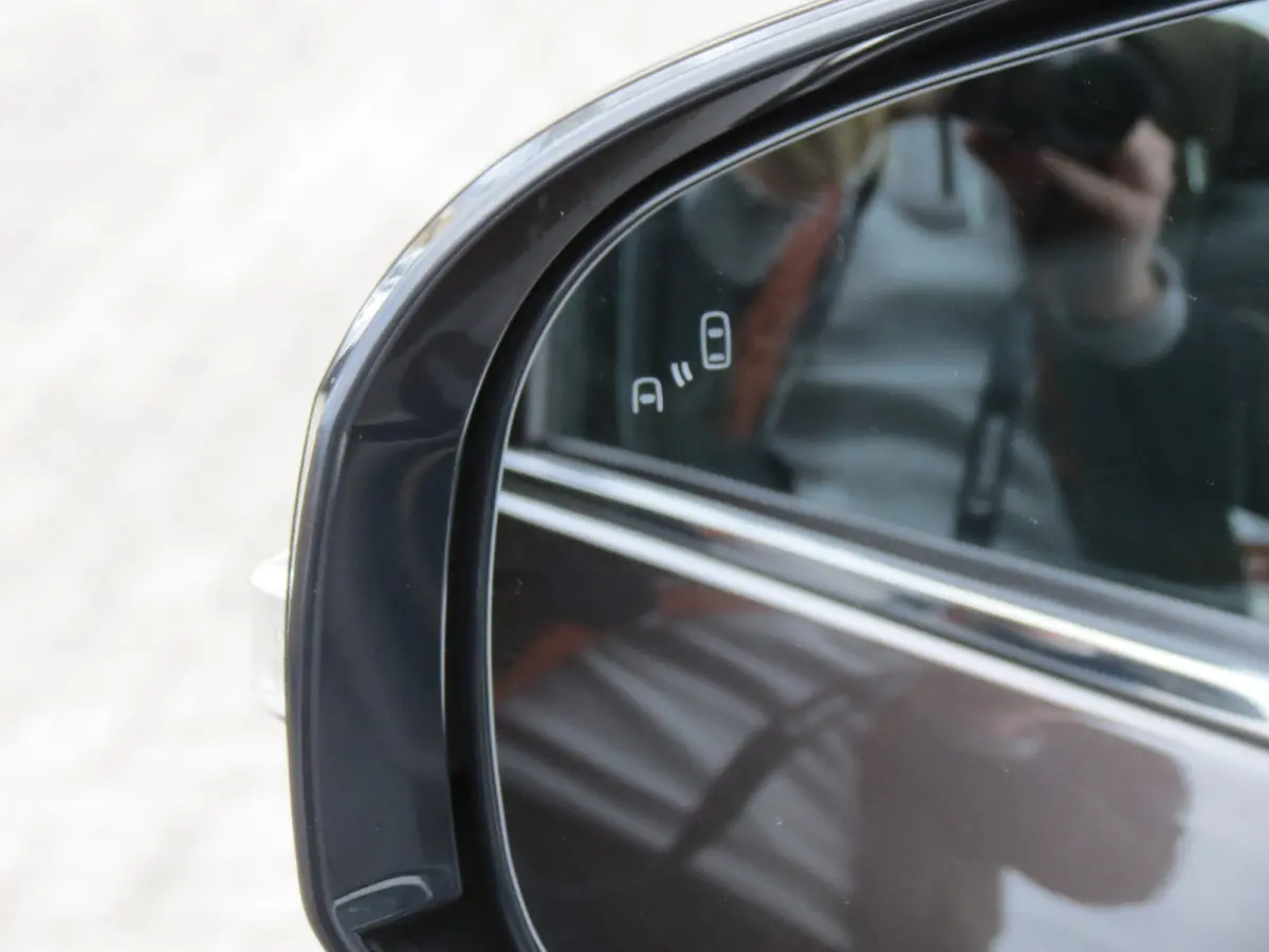 2.0 Instyle AUTOMAAT | 1e EIGENAAR | PANORAMADAK | TREKHAAK | DEALER ONDERHOUDEN | LEER | STOELVERWARMING | CAMERA
