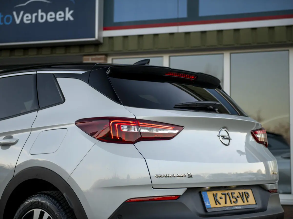 1.6 Turbo Hybrid Business Elegance | Elektr. achterklep m.sensor | Keyless | Navi | Carplay & Android Auto