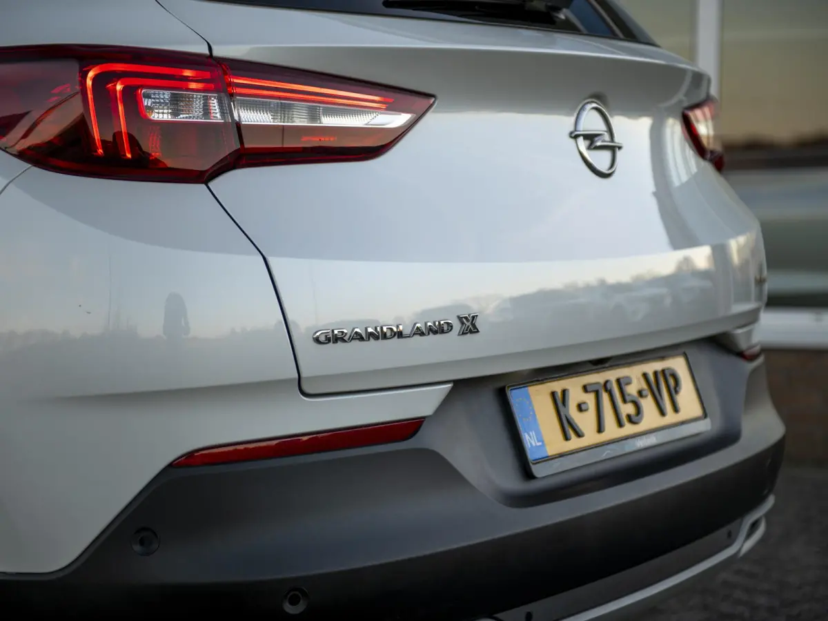 1.6 Turbo Hybrid Business Elegance | Elektr. achterklep m.sensor | Keyless | Navi | Carplay & Android Auto