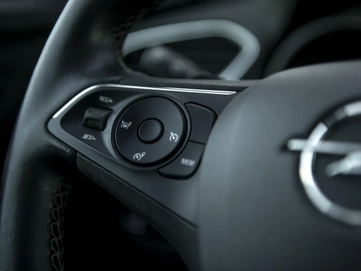 1.6 Turbo Hybrid Business Elegance | Elektr. achterklep m.sensor | Keyless | Navi | Carplay & Android Auto