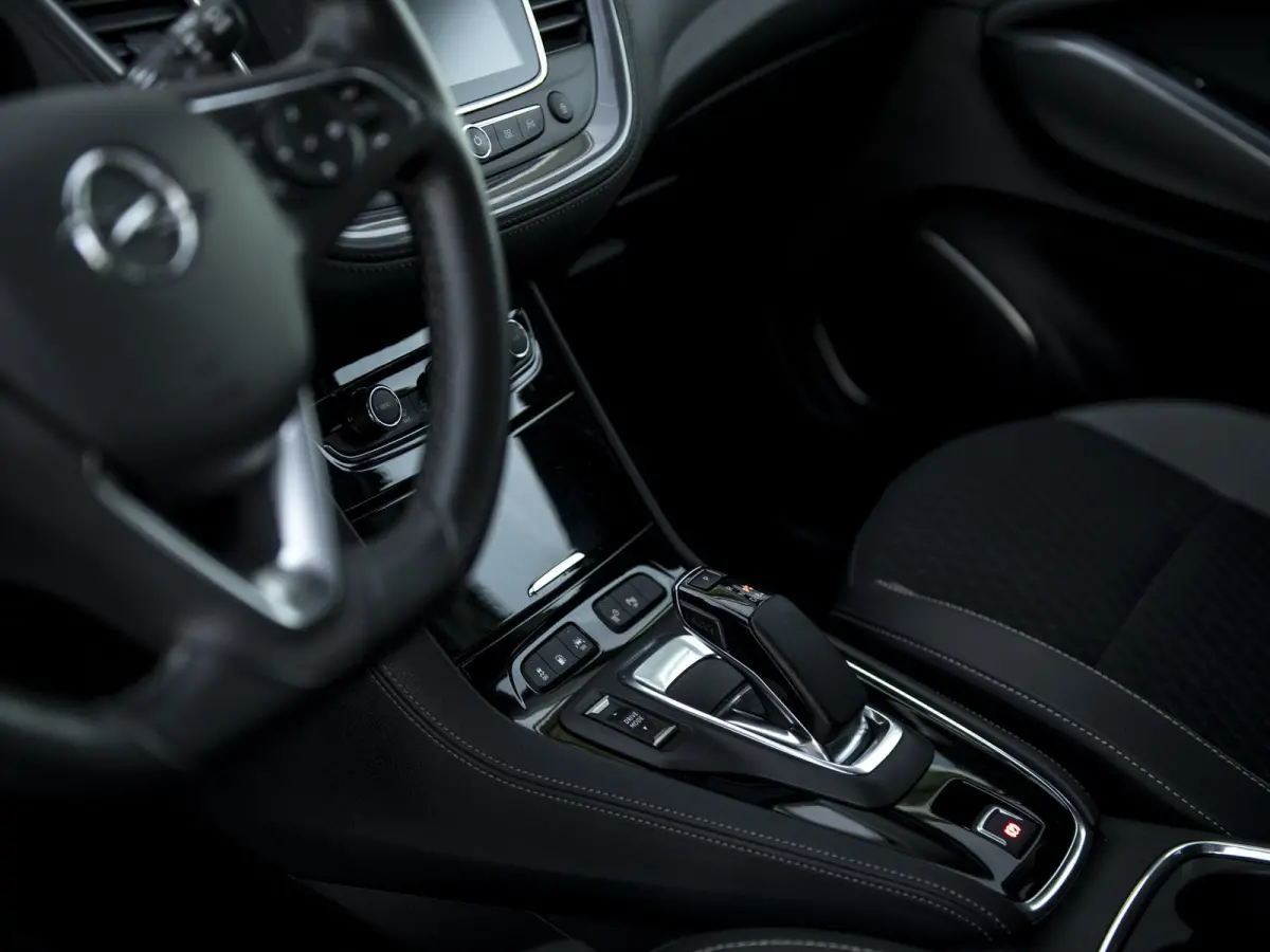 1.6 Turbo Hybrid Business Elegance | Elektr. achterklep m.sensor | Keyless | Navi | Carplay & Android Auto
