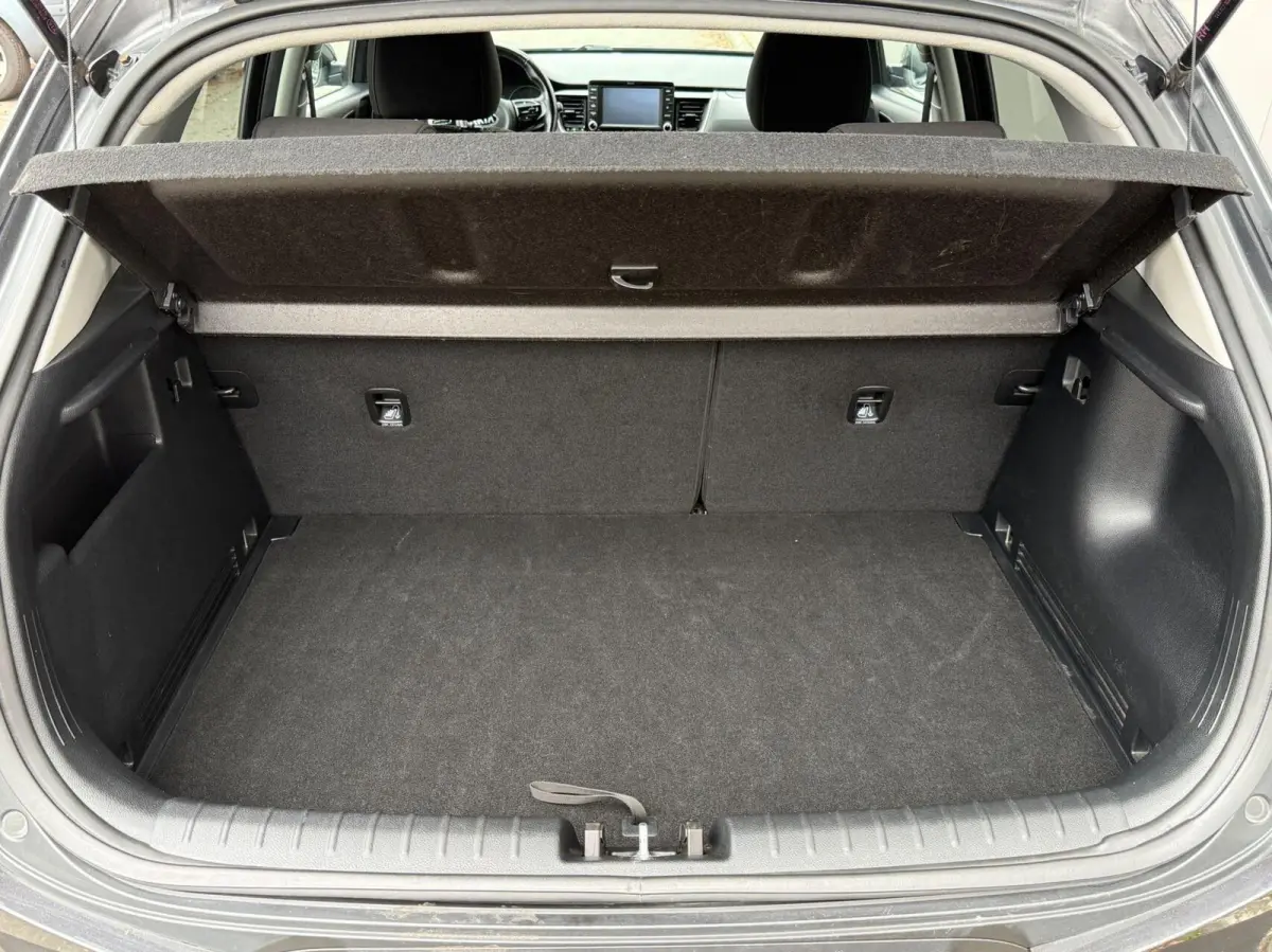 1.0 T-GDi ExecutiveLine | Clima | Camera | Carplay | Navi | Historie