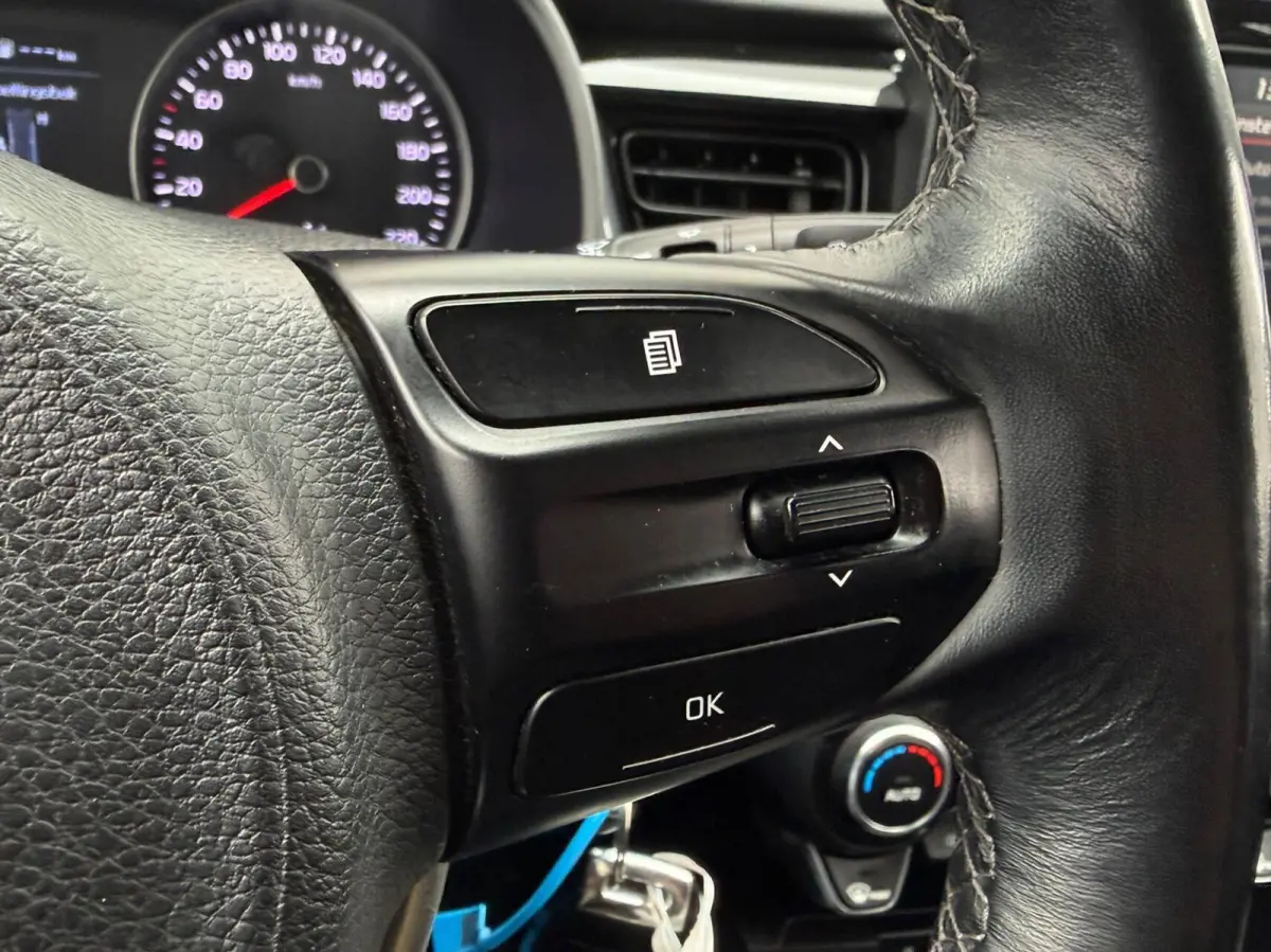 1.0 T-GDi ExecutiveLine | Clima | Camera | Carplay | Navi | Historie