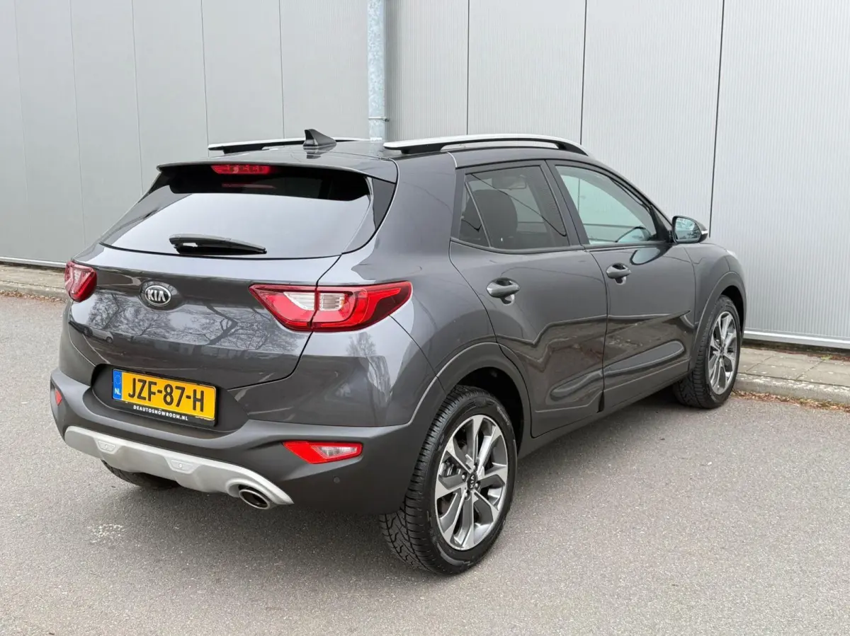 1.0 T-GDi ExecutiveLine | Clima | Camera | Carplay | Navi | Historie