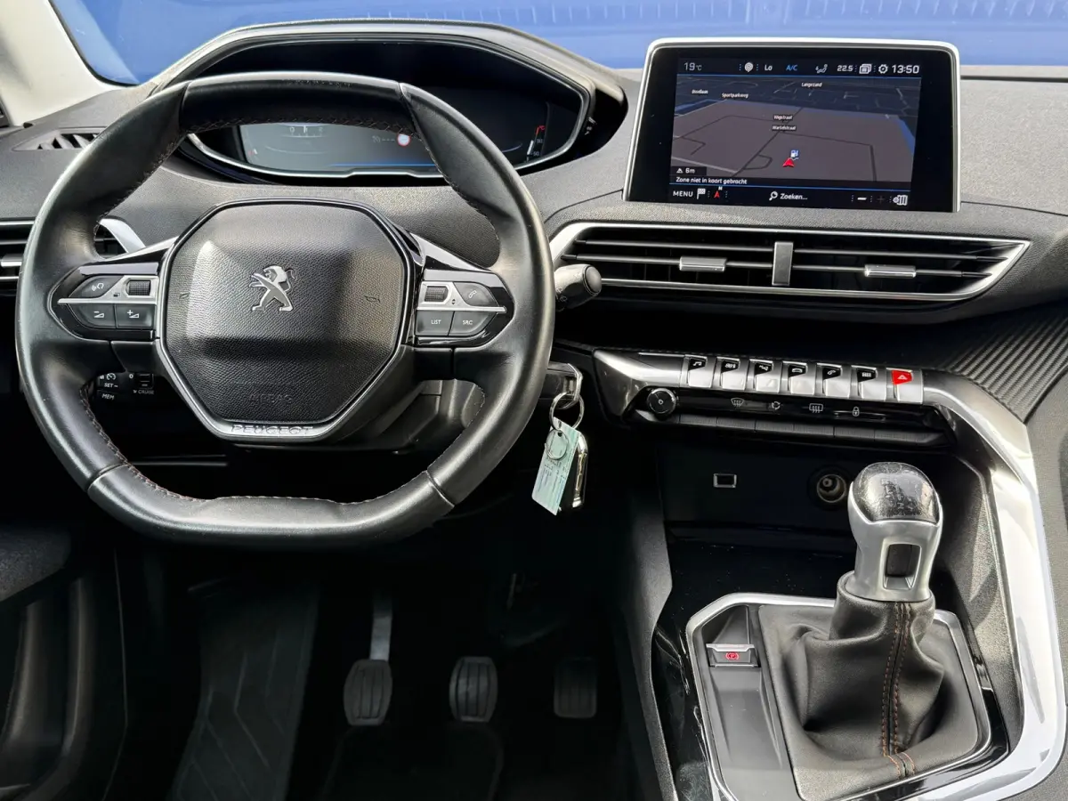 1.2 PureTech Executive DistributieVV,2e Eigenaar,Trekhaak,CarPlay,Camera,Navi,Cruise,Climate,Navi,PDC,N.A.P!