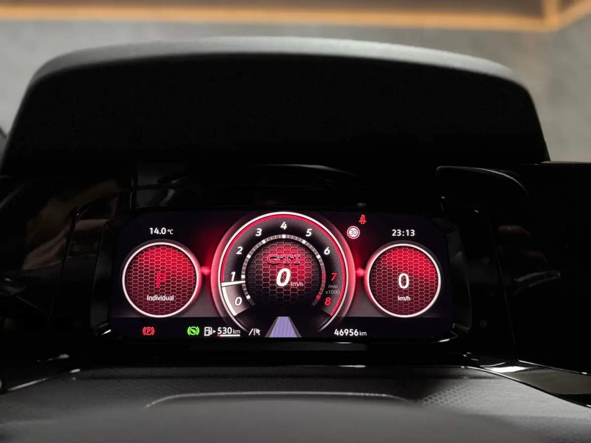 2.0 TSI GTI Clubsport|PANO|H&K|HUD|KEYLESS|CARPLAY|IQ|CAM|SFEERV