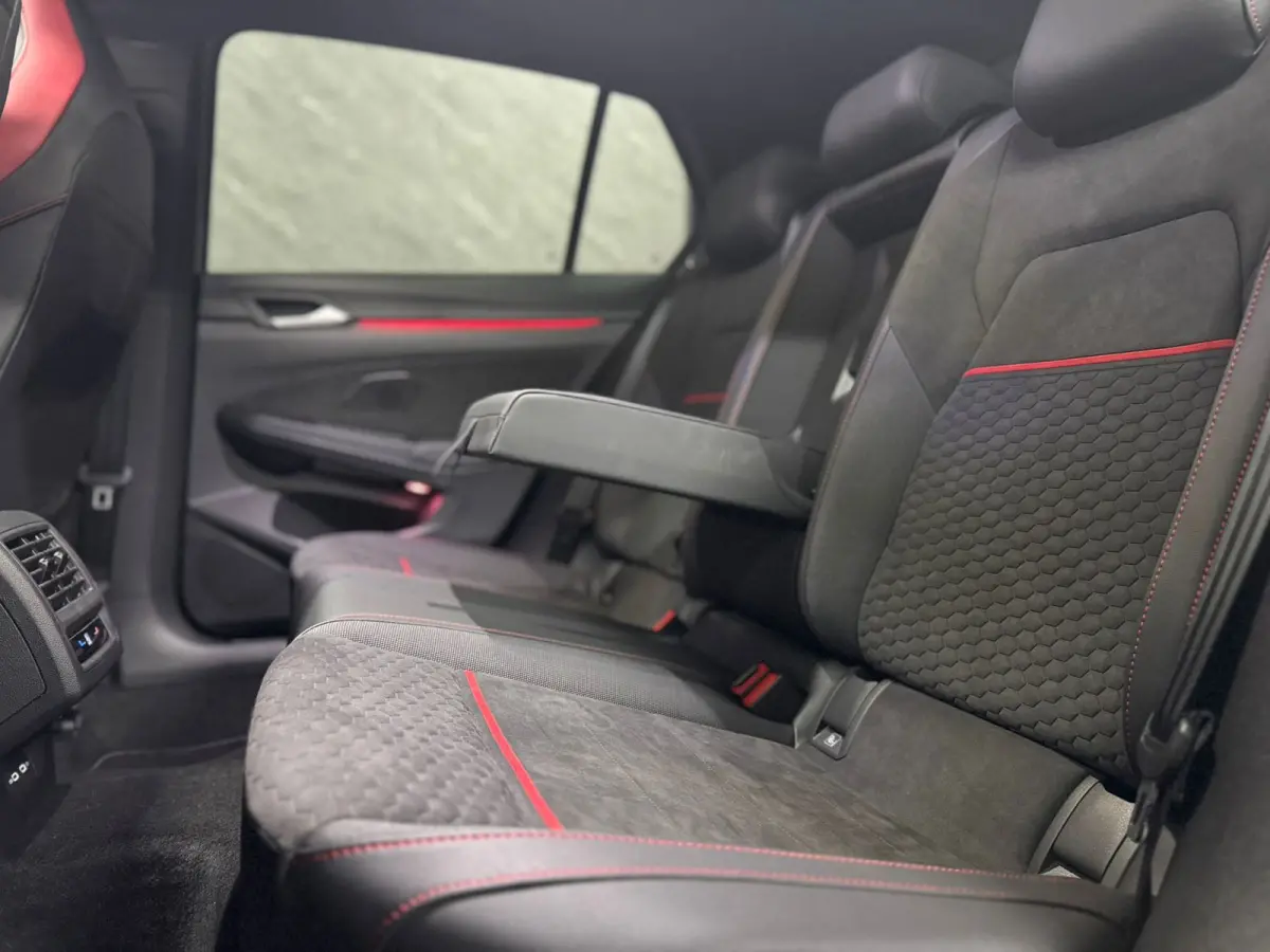 2.0 TSI GTI Clubsport|PANO|H&K|HUD|KEYLESS|CARPLAY|IQ|CAM|SFEERV