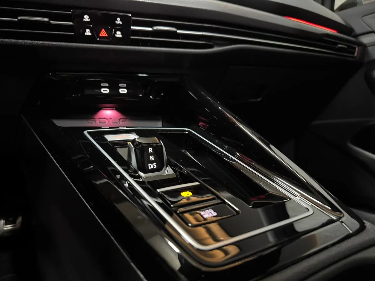 2.0 TSI GTI Clubsport|PANO|H&K|HUD|KEYLESS|CARPLAY|IQ|CAM|SFEERV