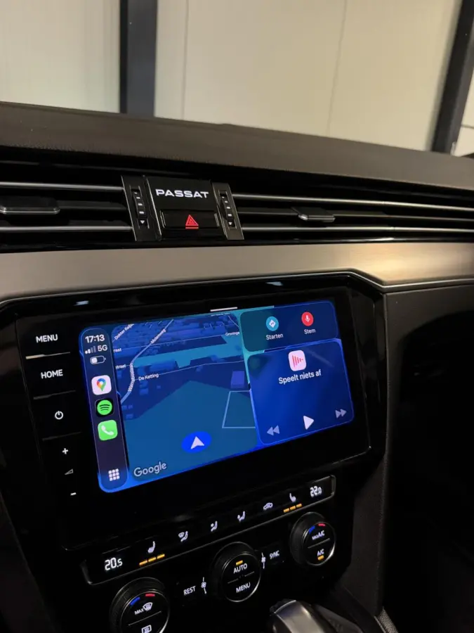 1.6 TDI R-line Pano Virtual Trekhaak Stoelverwarming NAP