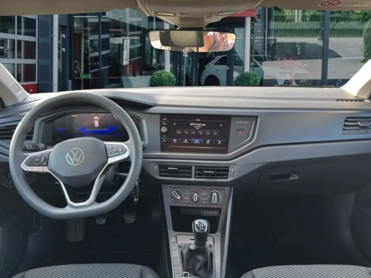 1.0 MPI STOELVERW/CARPLAY/DAB MEER KLEUREN BESCHIKBAAR