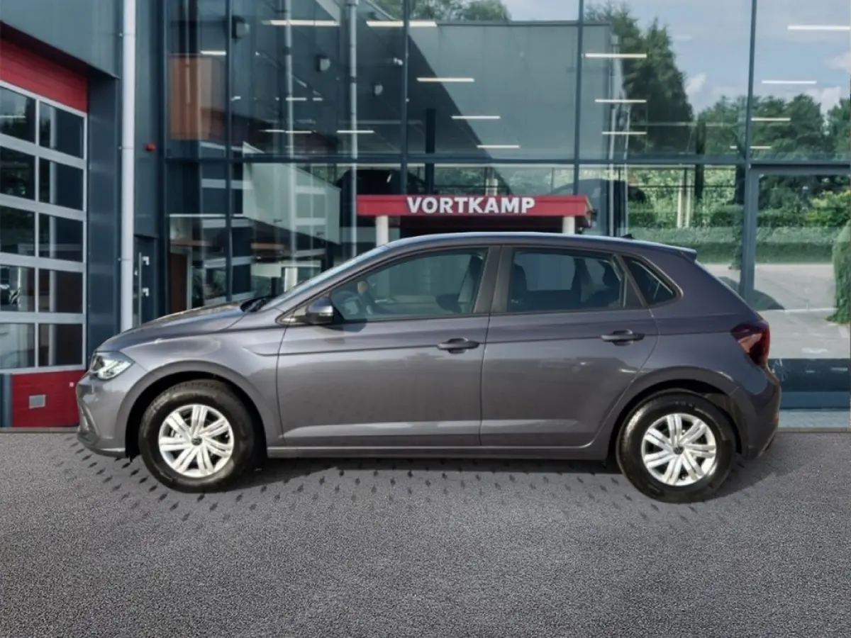 1.0 MPI STOELVERW/CARPLAY/DAB MEER KLEUREN BESCHIKBAAR