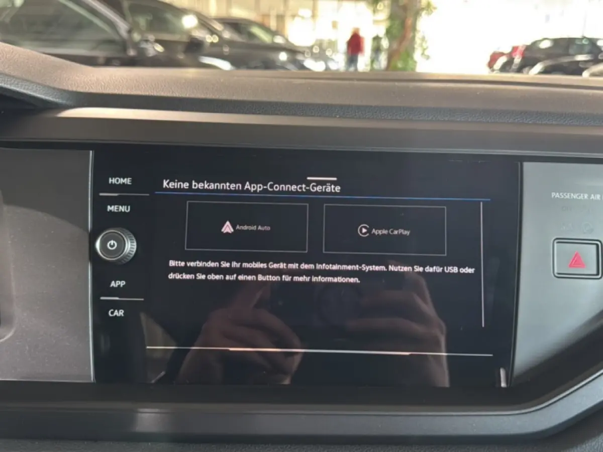 1.0 MPI STOELVERW/CARPLAY/DAB MEER KLEUREN BESCHIKBAAR