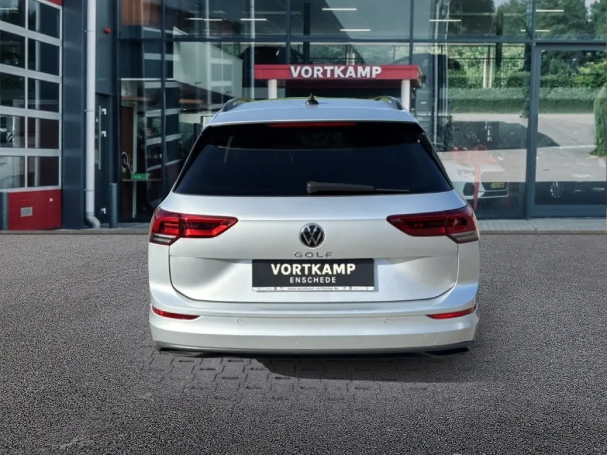 2.0 TDI LIFE BUSINESS TREKHAAK/PDC/ACC/STOEL+STUURVERW/NAVI/CARPLAY