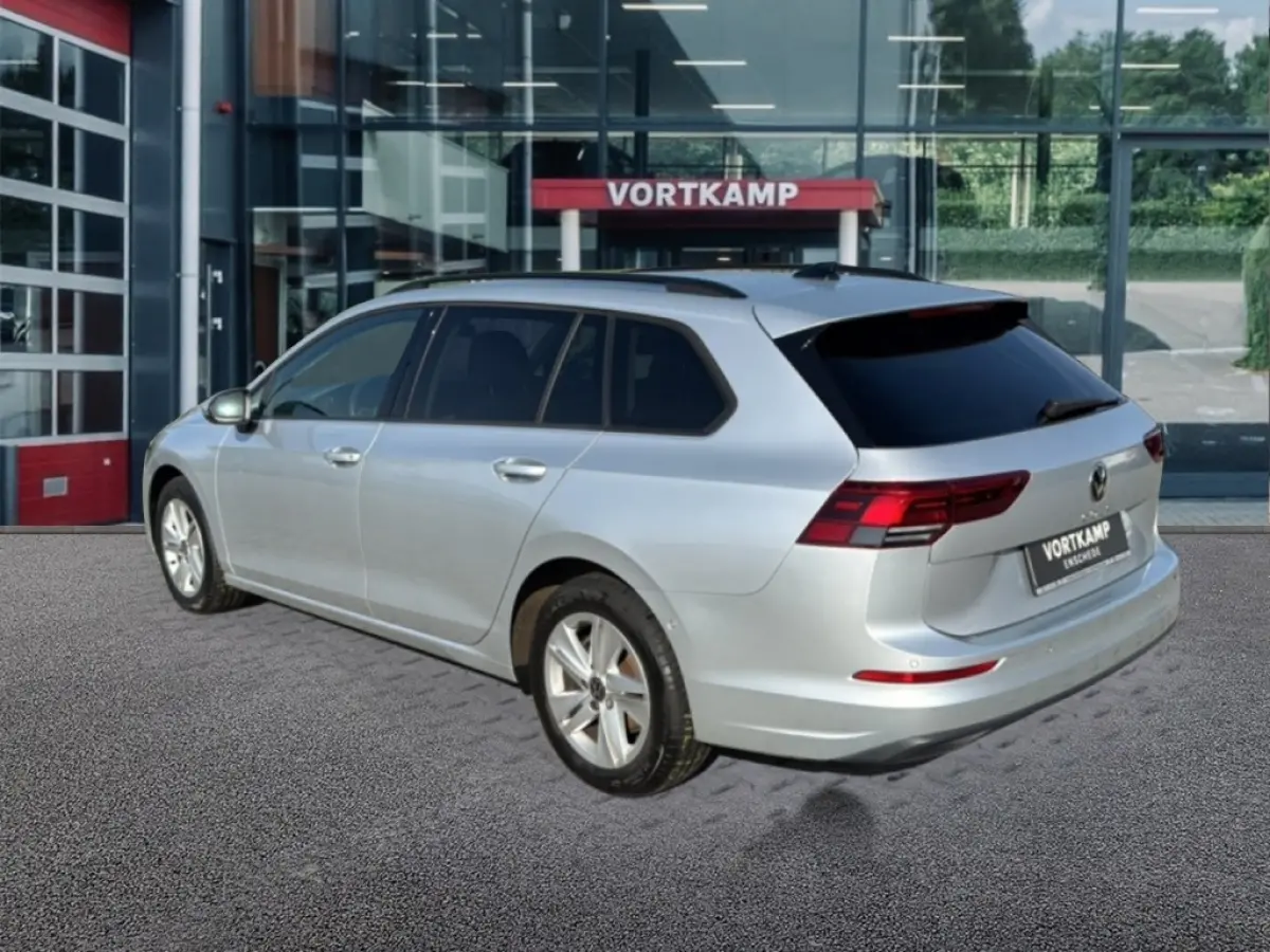 2.0 TDI LIFE BUSINESS TREKHAAK/PDC/ACC/STOEL+STUURVERW/NAVI/CARPLAY
