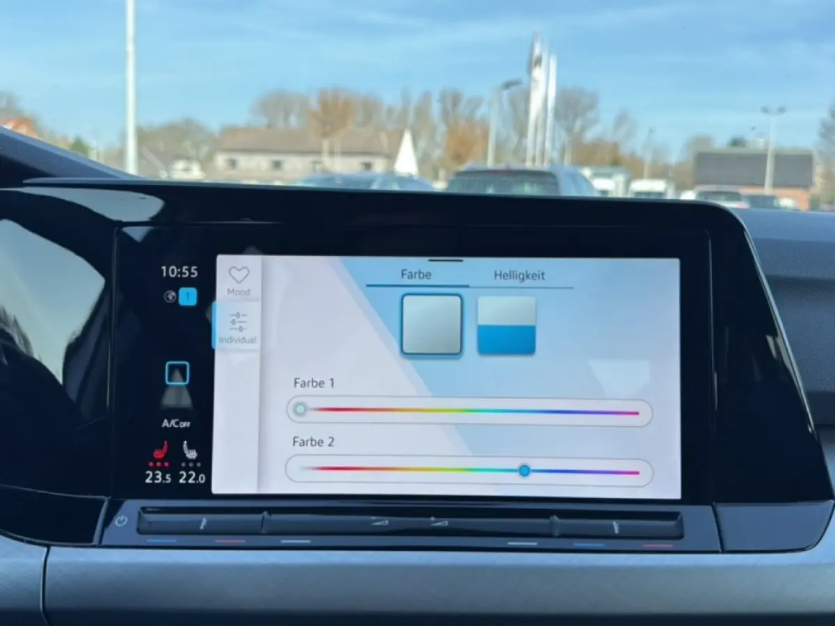 2.0 TDI LIFE BUSINESS TREKHAAK/PDC/ACC/STOEL+STUURVERW/NAVI/CARPLAY