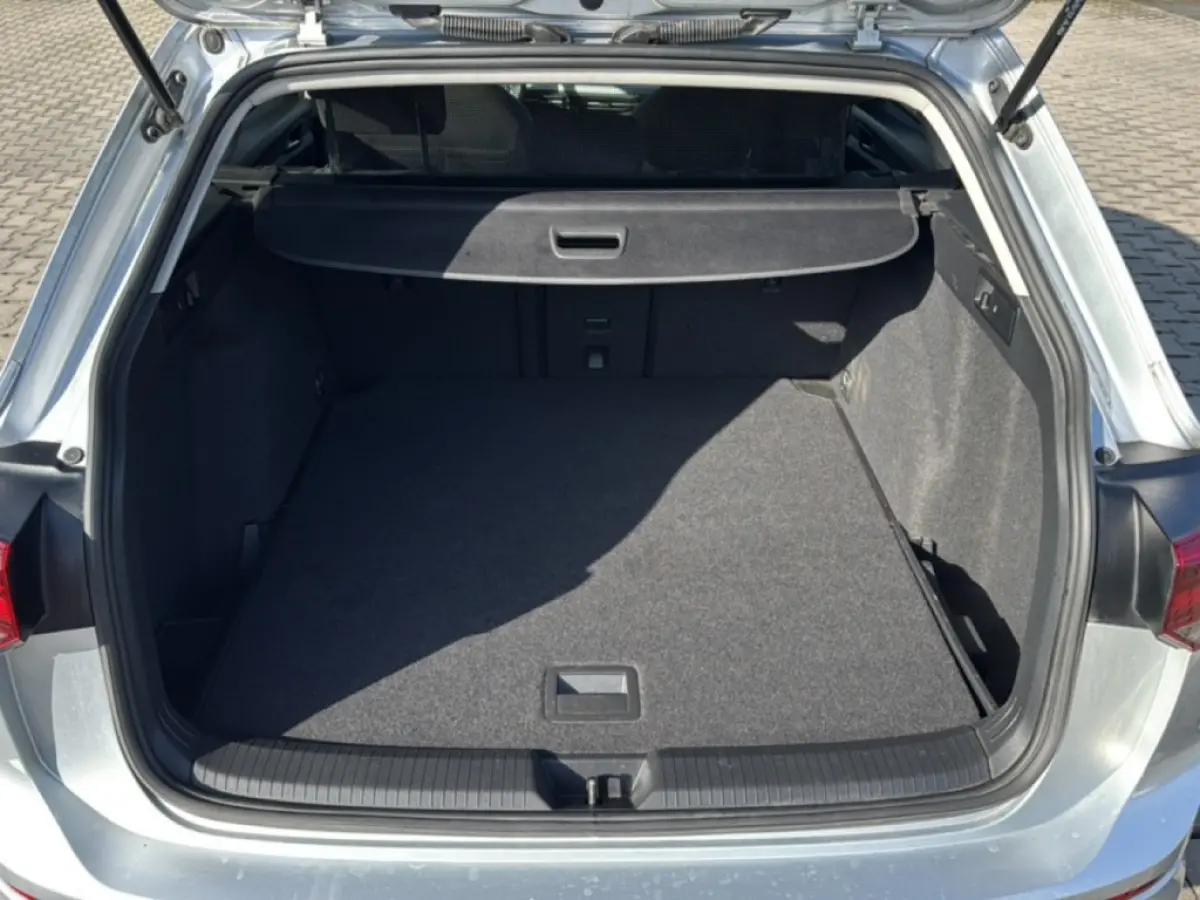 2.0 TDI LIFE BUSINESS TREKHAAK/PDC/ACC/STOEL+STUURVERW/NAVI/CARPLAY