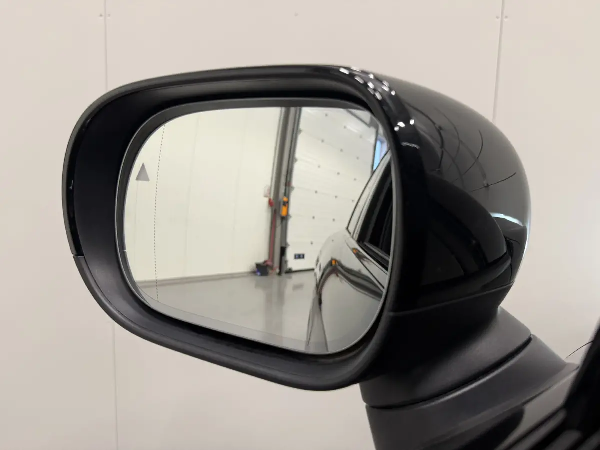 1.5 C John Cooper Works XL NWPRIJS 68k/PANO/H&K/HEAD-UP/OLED-SCHERM/20"/JCW-LEER SPORTST./JCM-REMMEN/ADAPTIVE-ONDERSTEL/LED/360CAMERA/ACC/KEYLESS/DRIVING ASS.PLUS/BLACK-PACK