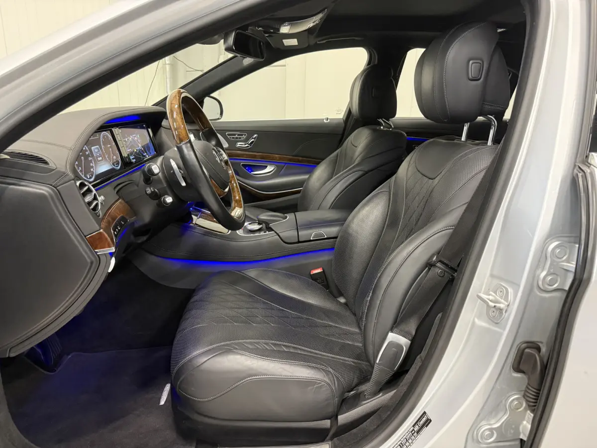500 Prestige Plus PANO/BURMESTER/NACHTZICHT/MASSAGE+VENTILATIE/NAPPA-LEER DESIGNO/AMBIENT-SFEER/CAMERA/LED-INTELLIGENT/SOFT-CLOSE/19"BREEDSET/EXCLUSIVE-PAKKET/VOLLEDIG MERCEDES DEALER HISTOR