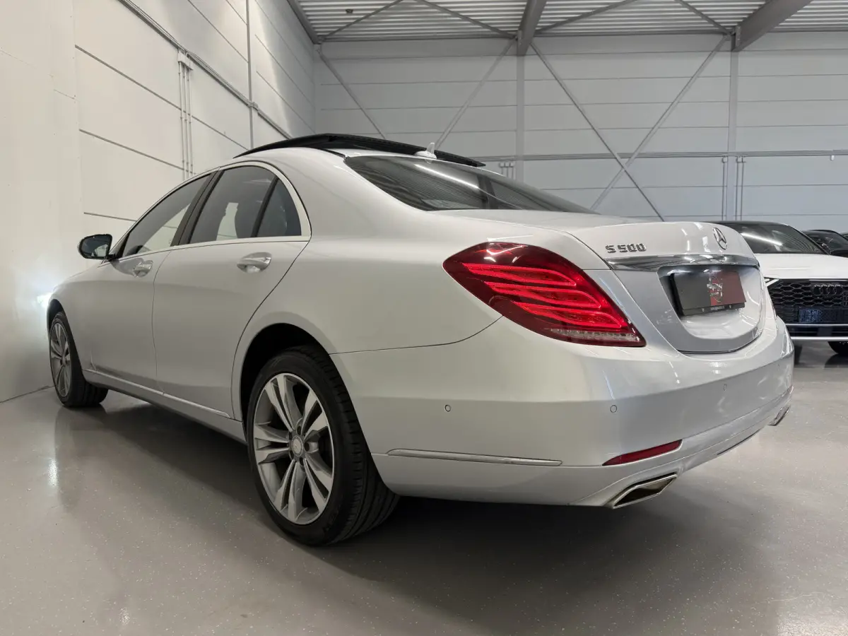 500 Prestige Plus PANO/BURMESTER/NACHTZICHT/MASSAGE+VENTILATIE/NAPPA-LEER DESIGNO/AMBIENT-SFEER/CAMERA/LED-INTELLIGENT/SOFT-CLOSE/19"BREEDSET/EXCLUSIVE-PAKKET/VOLLEDIG MERCEDES DEALER HISTOR