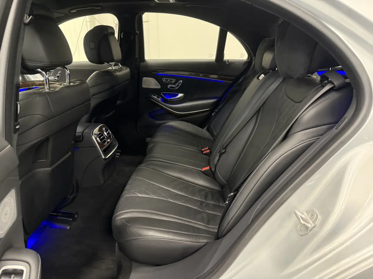 500 Prestige Plus PANO/BURMESTER/NACHTZICHT/MASSAGE+VENTILATIE/NAPPA-LEER DESIGNO/AMBIENT-SFEER/CAMERA/LED-INTELLIGENT/SOFT-CLOSE/19"BREEDSET/EXCLUSIVE-PAKKET/VOLLEDIG MERCEDES DEALER HISTOR