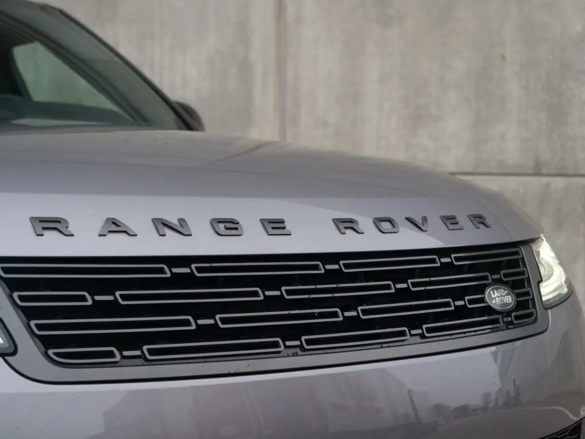 3.0 P550e Autobiography | head-up | panorama | massage..