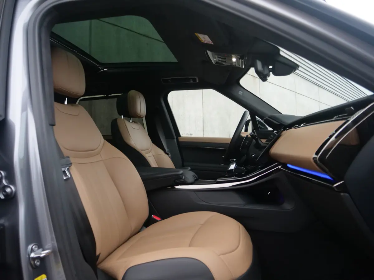 3.0 P550e Autobiography | head-up | panorama | massage..