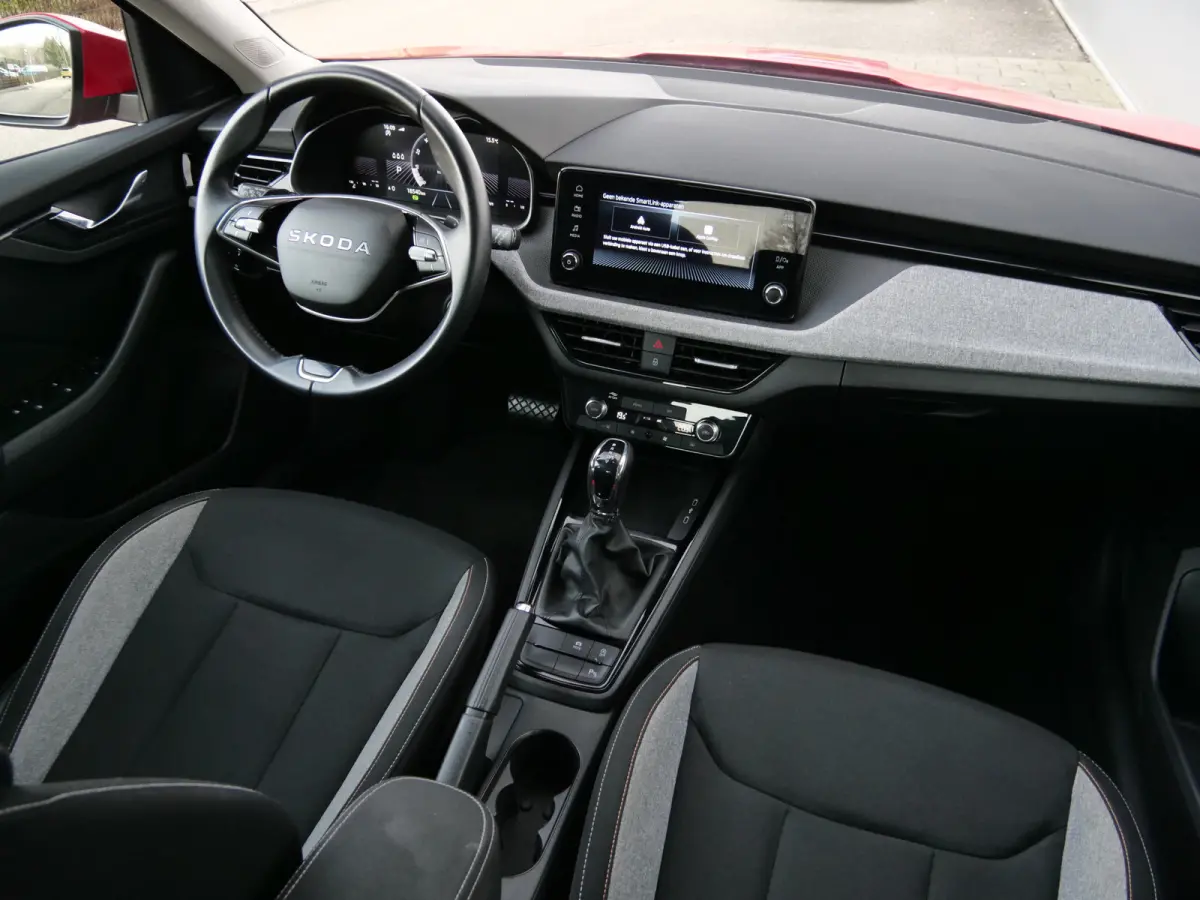 1.0 TSI Business Edition 116 Pk Automaat Camera / DAB / Apple Carplay / PDC / Keyless