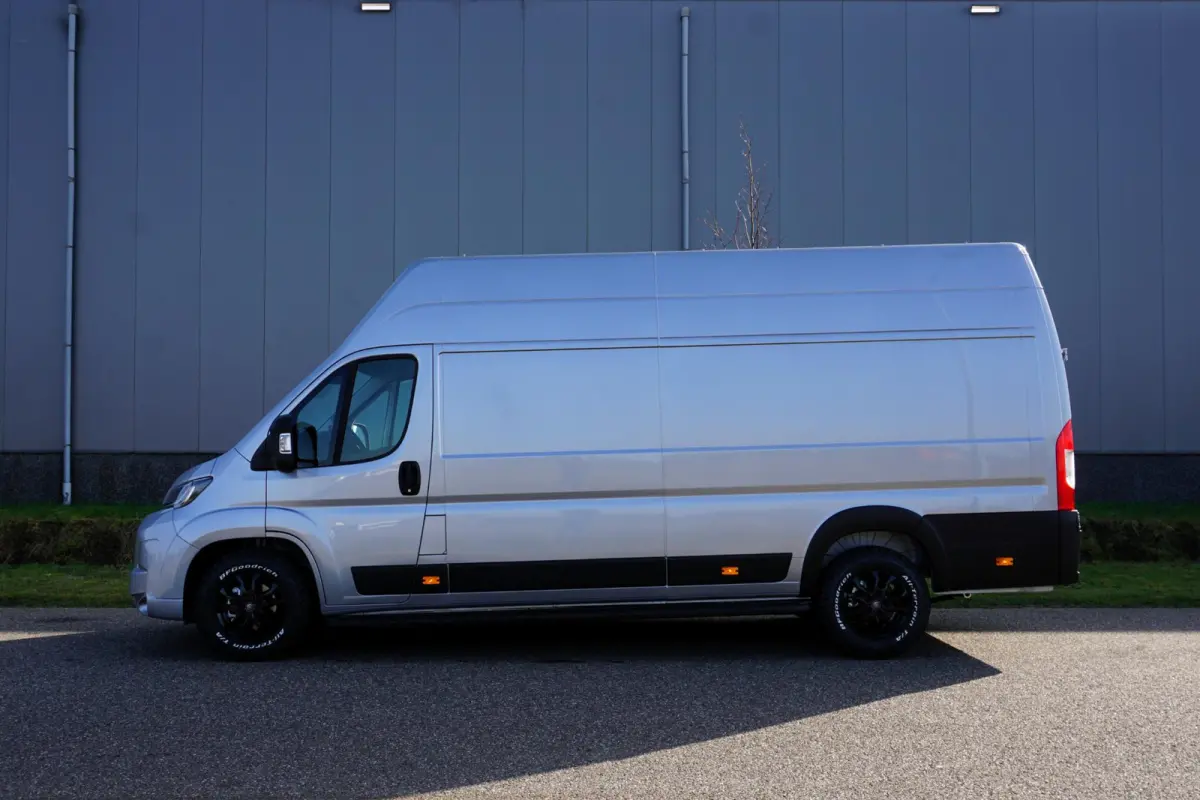 2.2 MultiJet L4H3 3.5t Heavy 180 pk |Full LED koplampen |Groot scherm Navi |Camera |Carplay |Android auto |Metallic |Parkeersensoren |Mistlampen |Cruise control |Climate control |EURO6