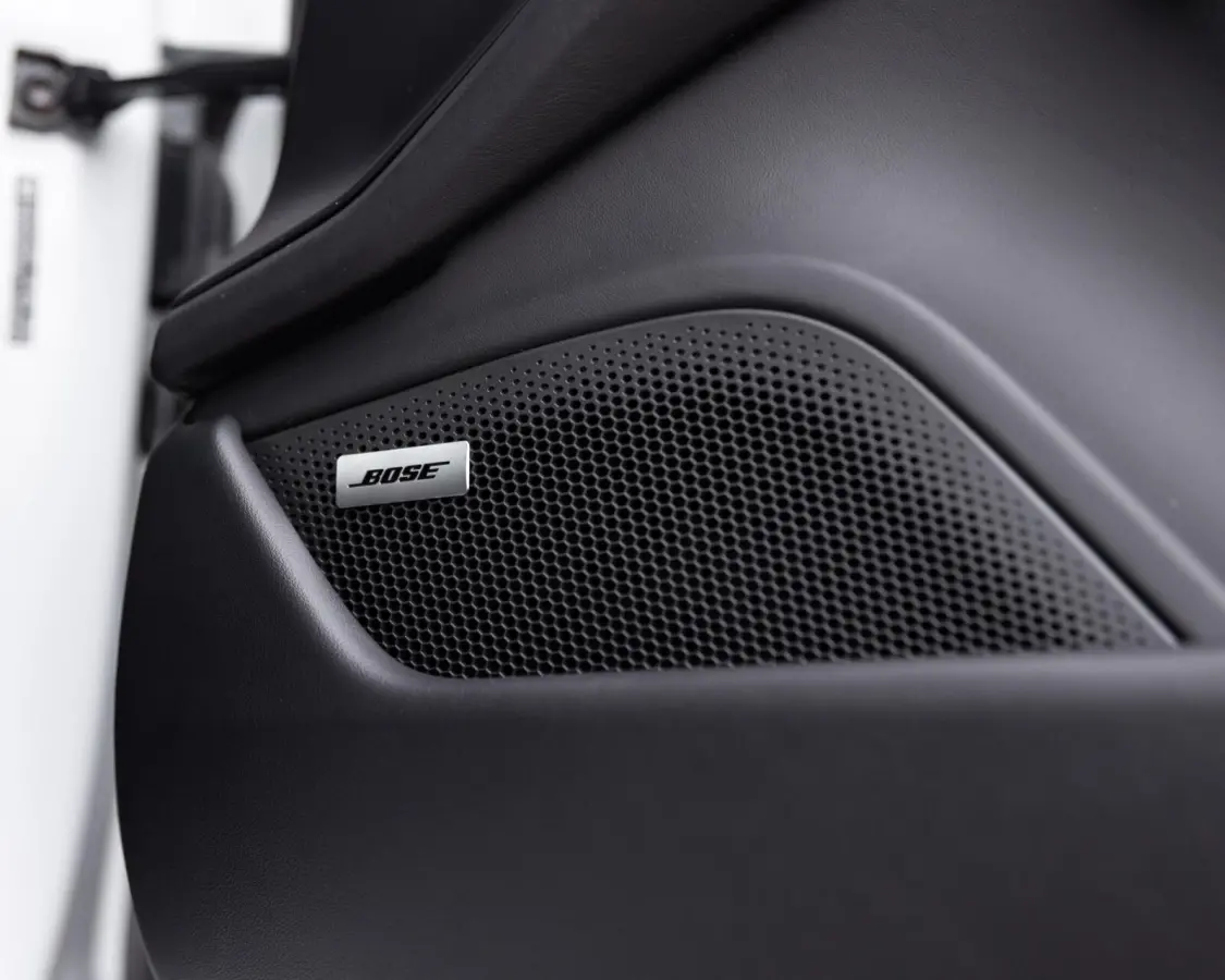 4|achterasbest.|Bose|Innodrive|Nieuwprijs 150k.|Performance accu
