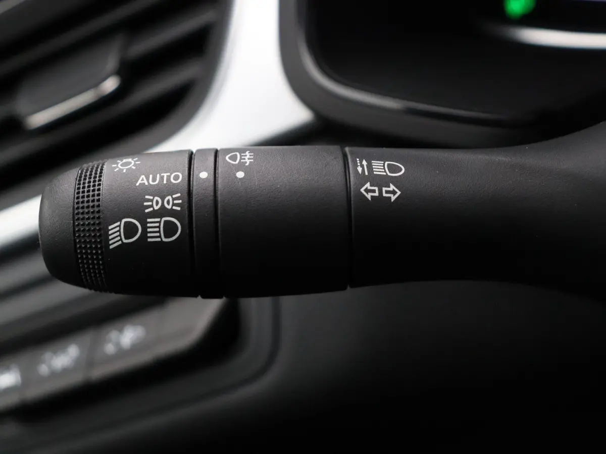 TCe 90pk Techno | Navi | Clima | Achteruitrij camera | Keyless |