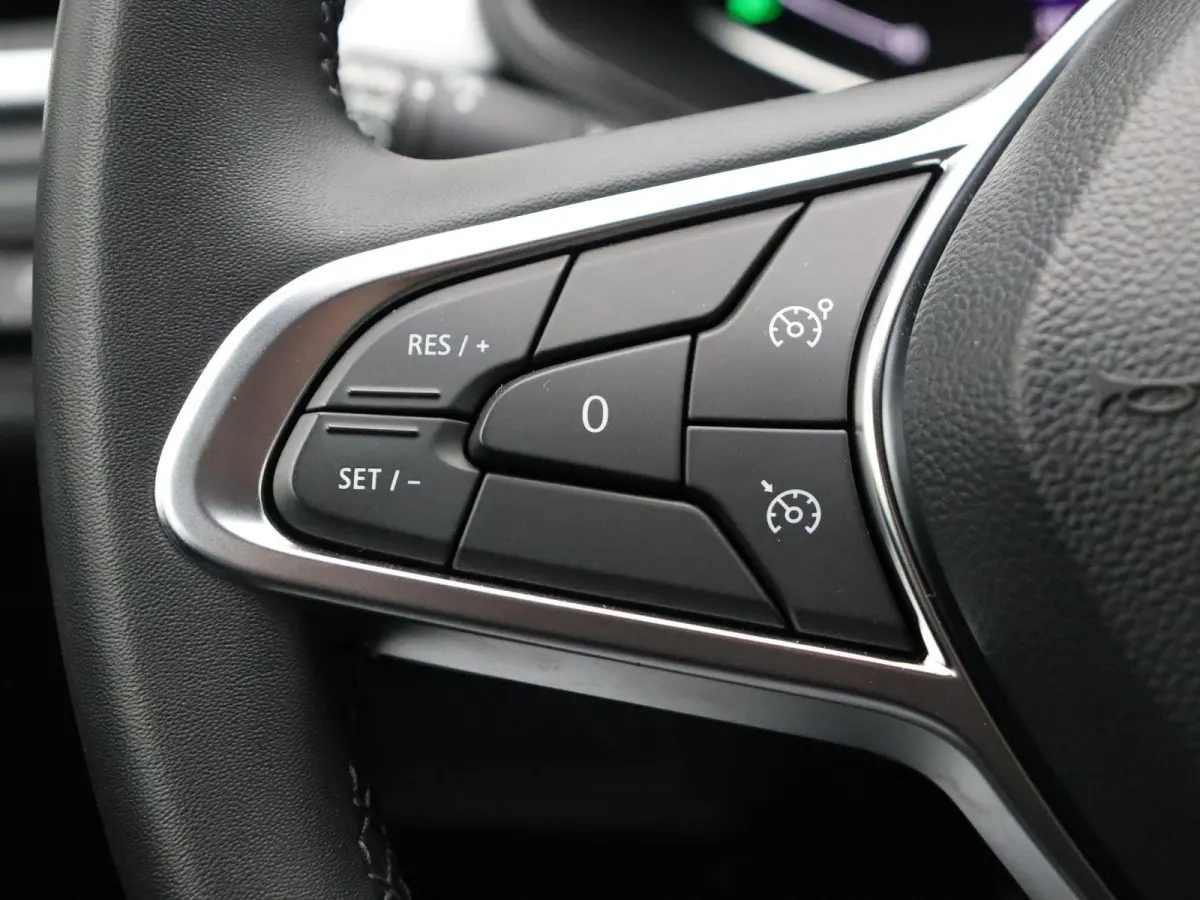 TCe 90pk Techno | Navi | Clima | Achteruitrij camera | Keyless |