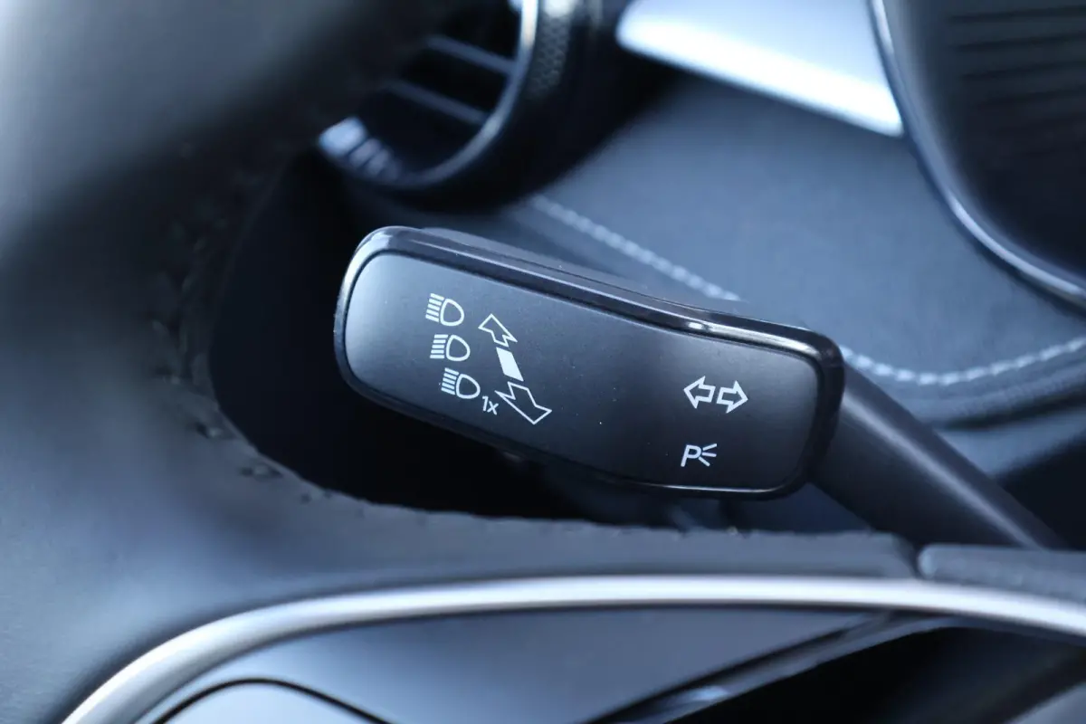 1.0 TSI Business Edition | Travel Pakket | Stoelverwarming