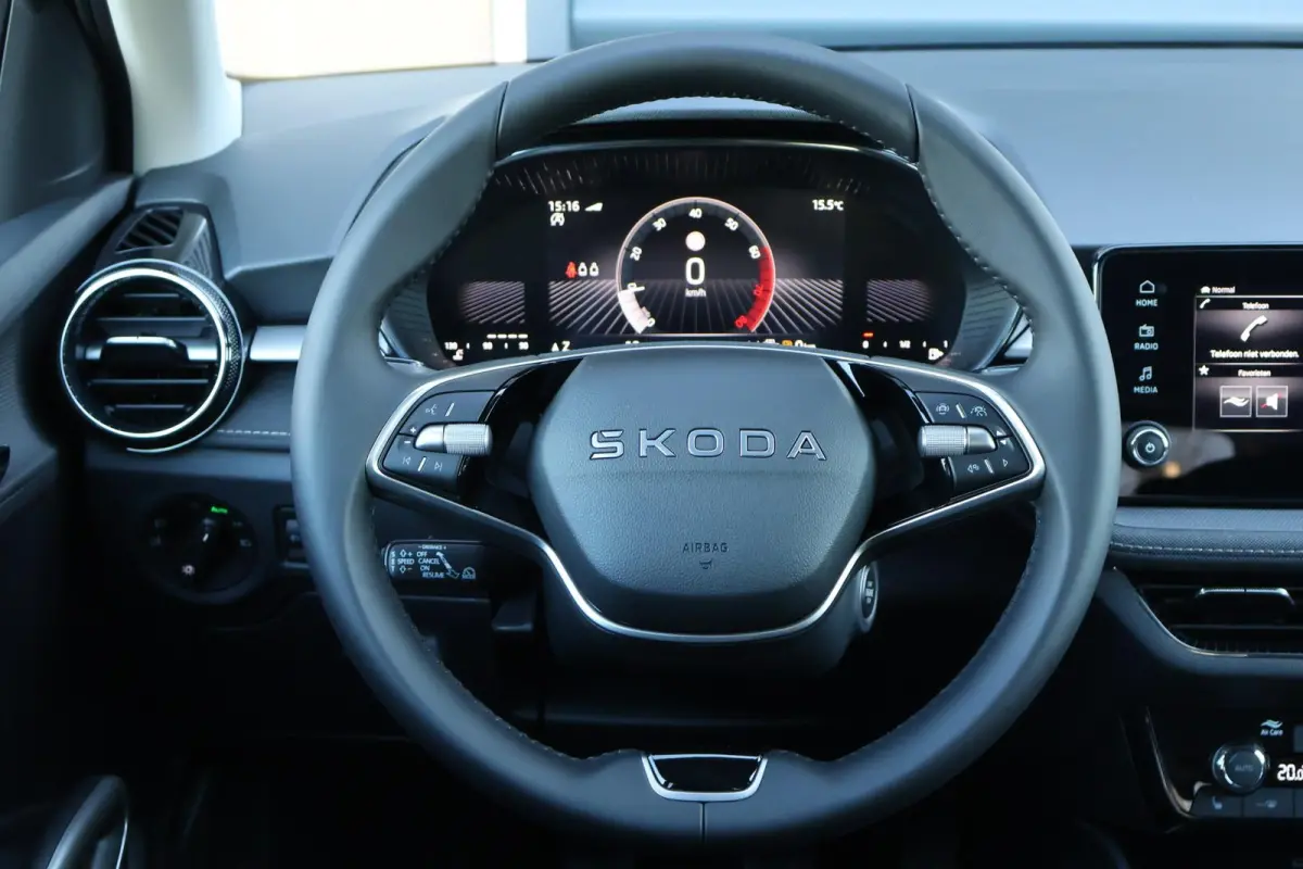1.0 TSI Business Edition | Travel Pakket | Stoelverwarming