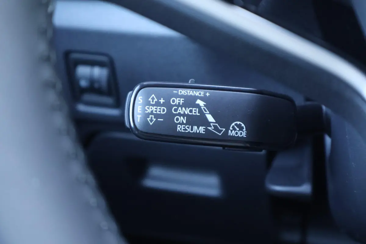 1.0 TSI Business Edition | Travel Pakket | Stoelverwarming