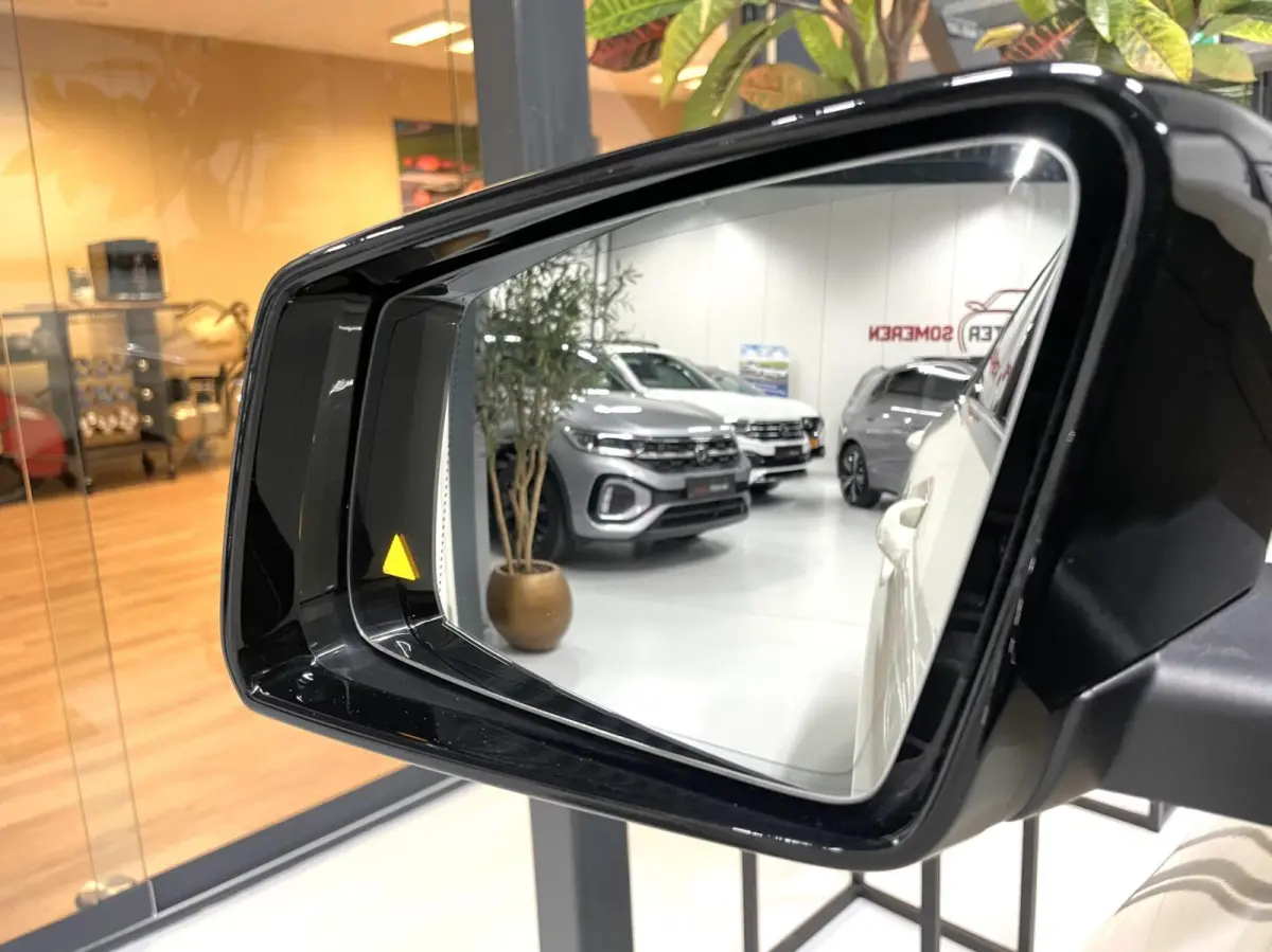 180 AMG Night/ Cam/ Pano/ 19”AMG/ CarPlay/ LED