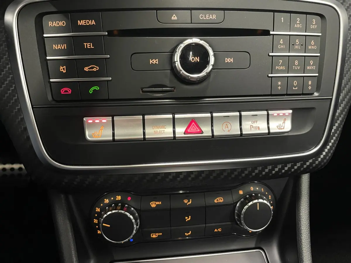 180 AMG Night/ Cam/ Pano/ 19”AMG/ CarPlay/ LED