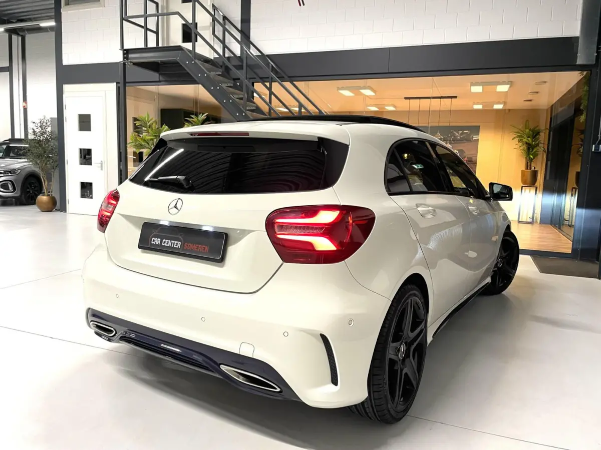 180 AMG Night/ Cam/ Pano/ 19”AMG/ CarPlay/ LED